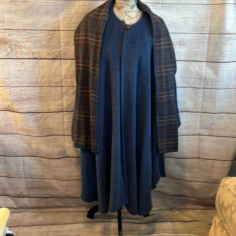 Peter James Wool Mohair Cape with Attached Scarf Blue O/S